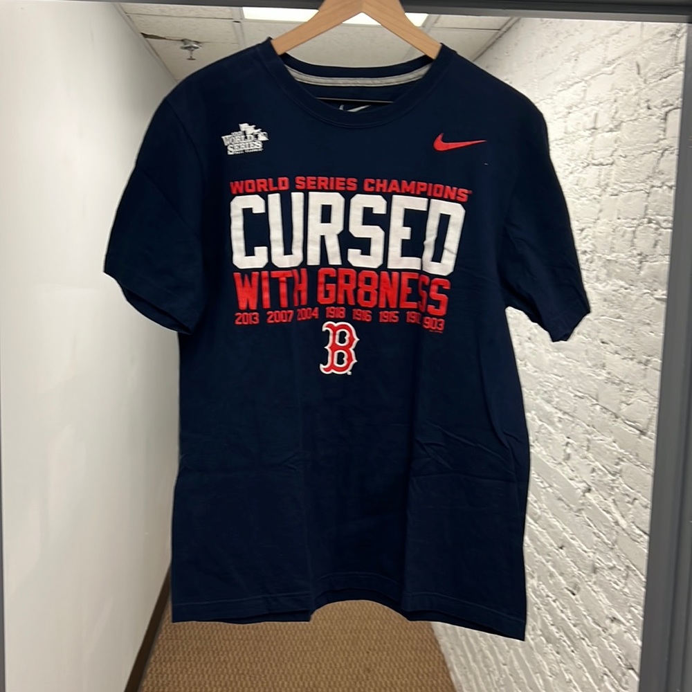 2013 Boston Red Sox “Cursed” Tee size Large
